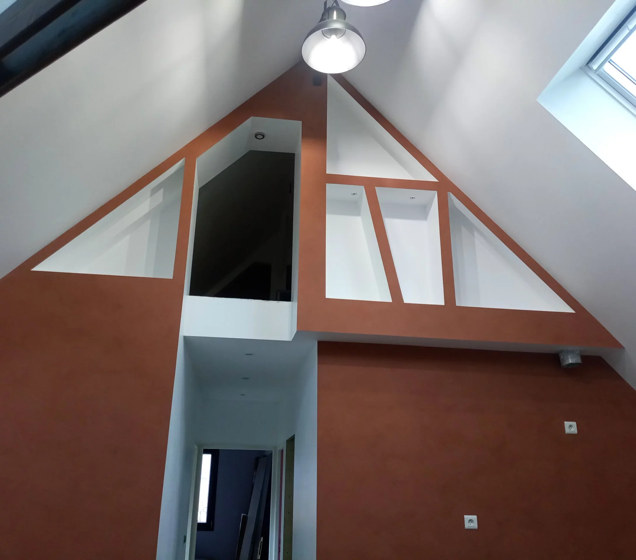 Salon La vieux ville après peinture marron sur mur intérieure dans les Côtes d'Armor à Saint Brieuc, Lamballe, Plérin, Loudeac, Binic, Pordic, Pleneuf, Plaintel, Ploufragan, Langueux, Yffiniac, Tregueux, Quintin